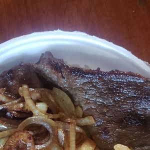 imagem do produto MARMITEX PEQUENO DE BIFE DE BOI ACEBOLADO