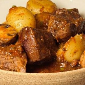 imagem do produto MARMITEX PEQUENO COM CARNE COZIDA COM BATATA