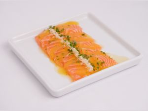 imagem do produto Usuzukuri de Salmão com Maracujá