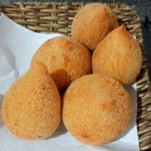 imagem do produto COXINHA COM CATUPIRY
