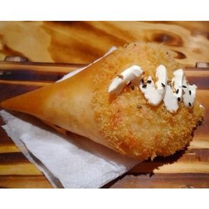 imagem do produto TEMAKI HOT ROLL SALMÃO GRELHADO UN.