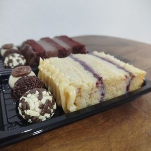 imagem do produto Ninho e geleia de frutas vermelhas