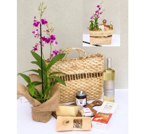 imagem do produto Cesta Bolsa Celebração | Com bolsa de palha grande e orquídea (opcional)