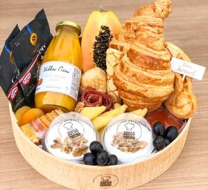 imagem do produto Café da manhã/tarde para dois | Com bandeja de pinus