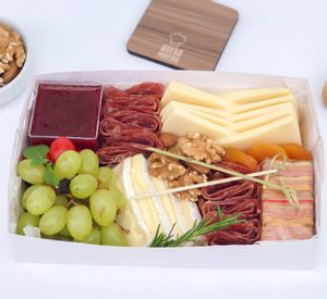 imagem do produto Box de Queijos & Charcutarias pra 2 | Elegância em cada detalhe!