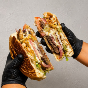 imagem do produto X-TUDO 🍔🥓🍳