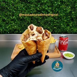 imagem do produto Pastel de Coraçãozinho na chapa com cebola roxa - #Promo