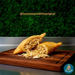 imagem do produto Pastel de frango desfiado tradicional