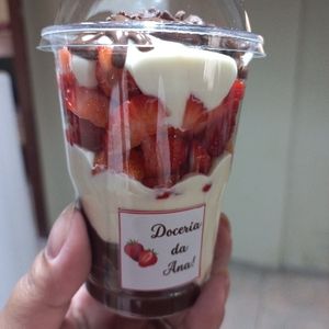 imagem do produto Copo da felicidade de morango 