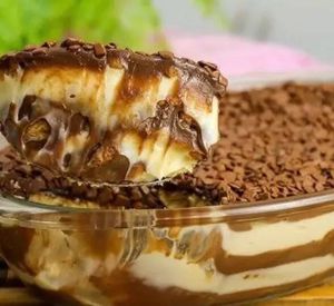 imagem do produto Pavê de leite Ninho com brigadeiro