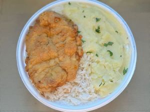imagem do produto Frango Empanado & Purê + R$ 18,99 leve outra marmitex