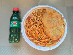 imagem do produto Espaguete & Frango Empanado + Guaraná Pet + R$ 18,99 leve outra marmitex