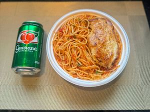 imagem do produto Espaguete & Frango Grelhado + lata Guaraná + R$ 19,99 leve outra marmitex