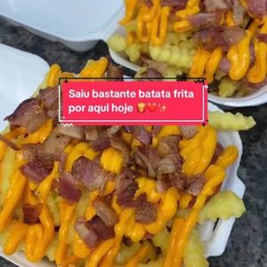 imagem do produto Batata grande com calabresa e cheddar 