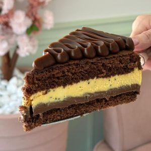 imagem do produto Fatia de Bolo Maracujá com Chocolate 