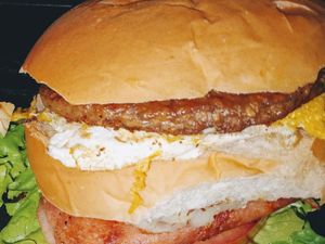 imagem do produto Tradicional Burguer (Serve 1 Pessoa)
