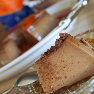 imagem do produto Pudim de Ovomaltine - 1kg  (serve 9 a 10 fatias)
