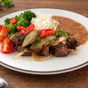 imagem do produto Alcatra em tiras com brócolis.