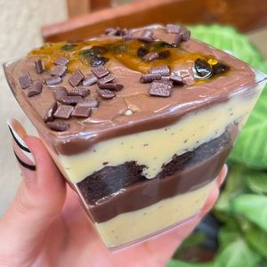 imagem do produto Copo Mousse de Maracujá com Brigadeiro