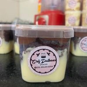 imagem do produto BOLO NO POTE DE LEITE NINHO COM BRIGADEIRO 