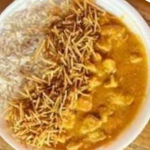 imagem do produto Strogonoff de frango, Acompanha, arroz queijo e batata palha,Acompanha refri 350ml 
