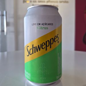 imagem do produto schweppes - lata