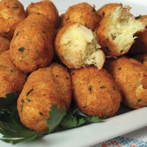 imagem do produto BOLINHO BACALHAU C /06 UN