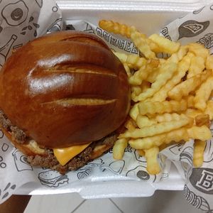 imagem do produto Smash Burguer + Fritas