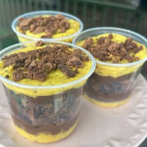 imagem do produto Copo da Felicidade de Brownie com Maracujá - 200ml