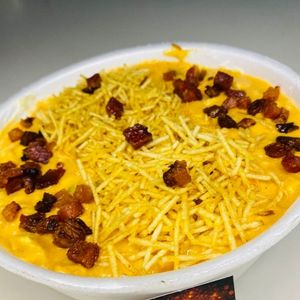 imagem do produto ESTROGONOFE BACON QUEIJO E CATUPIRY 