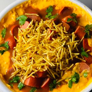 imagem do produto 2 HOT DOG CHEDDAR E BATATA PALHA 