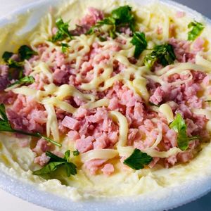 imagem do produto BATATA RECHEADA PRESUNTO E QUEIJO E caturipy 