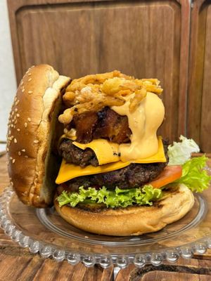 imagem do produto duplo bacon crispy cheddar