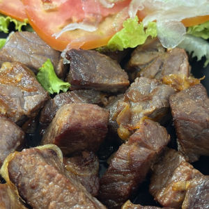 imagem do produto Carne de sol acebolada e salada 