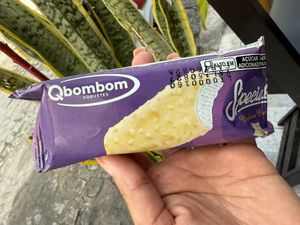 imagem do produto picolé bombom branco speciale