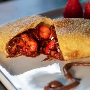 imagem do produto PASTEL DOIS AMORES