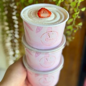 imagem do produto Bolo de pote ninho com morango