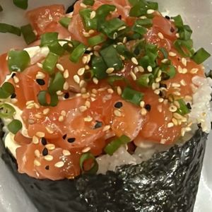 imagem do produto TEMAKI SALMÃO CRU