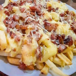 imagem do produto Fritas Com Queijo E Bacon - Meia
