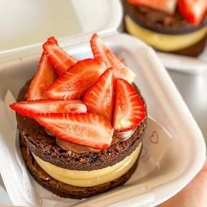 imagem do produto Brownie Supreme de Morango 