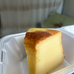 imagem do produto Fatia de bolo de leite 