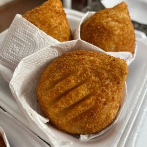 imagem do produto Coxinha de frango crocante 