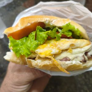 imagem do produto Pão com linguiça 