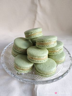 imagem do produto Macaron brigadeiro de limão siciliano com ganache de pistache 