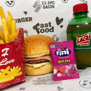 imagem do produto GE BURGER KIDS+batatinha+juninho e brinde surpresa