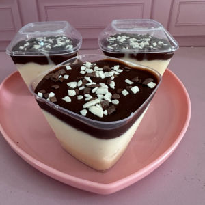 imagem do produto mousse de cupuaçu com ganache de chocolate