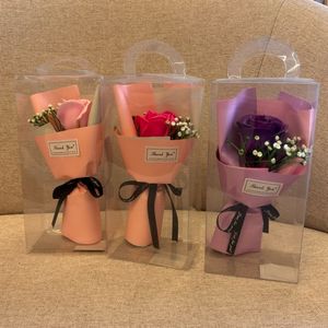imagem do produto ROSAS PERMANENTES EMBALADA PARA PRESENTE 