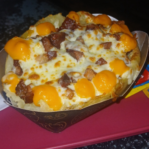 imagem do produto BATATA RECHEADA DE BACON E CHEDDER