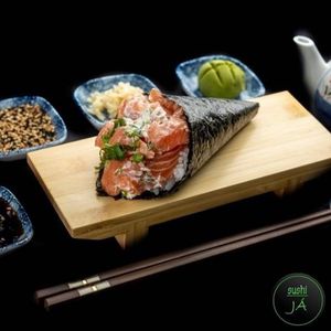 imagem do produto Temaki de salmão completo 