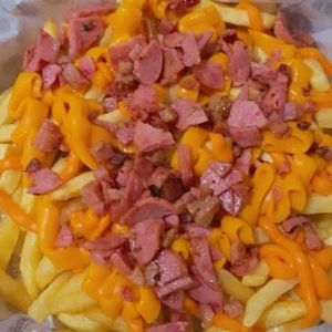 imagem do produto Fritas P Cheddar e Calabresa 